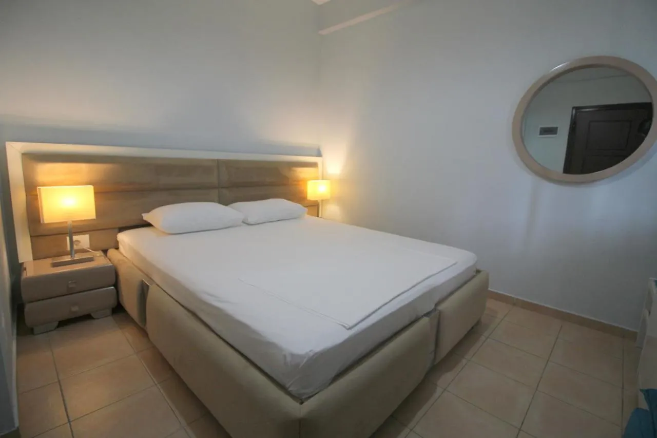 Murati Suites Σαράντα